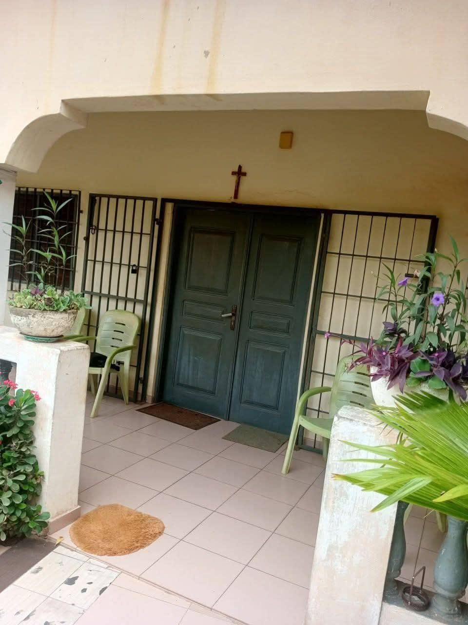 Villa à vendre sur ½ lot 2